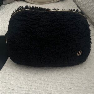 lululemon athletica Black Sherpa Cosmetic Bag